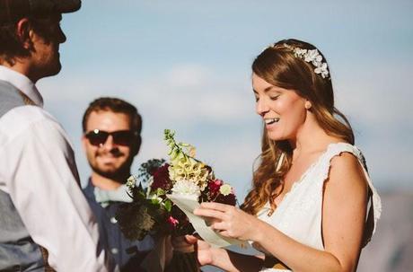Una boda íntima en un lago de Oregón