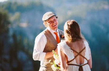 Una boda íntima en un lago de Oregón