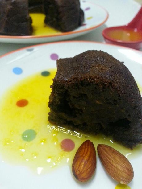 BundtCake Vegano de Algarroba a la Naranja