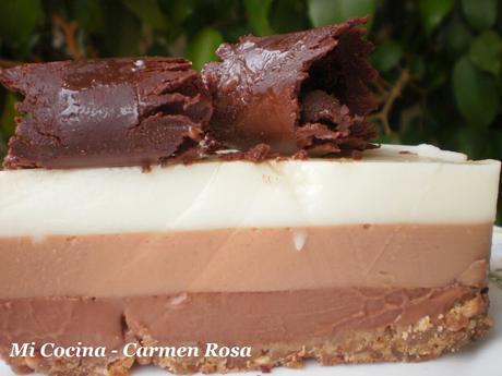 TARTA DE TRES CHOCOLATES