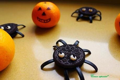 Halloween: galletas araña y mandarinas calavera