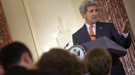 Kerry no pudo tapar el sol con un dedo: reconoció papel de Cuba en el enfrentamiento al Ébola