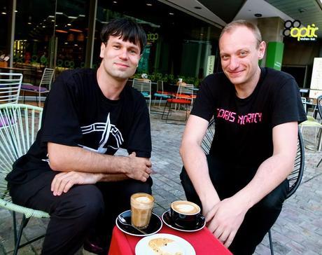 Matt Kulesza, un usuario que se enfrenta al reto de conocer a sus más de 1000 amigos en Facebook.