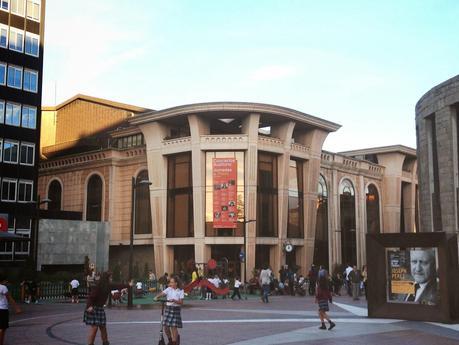 Distintos, no distantes