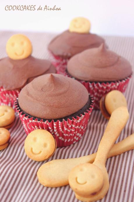 CUPCAKES DE CHOCOLATE Y AVELLANA