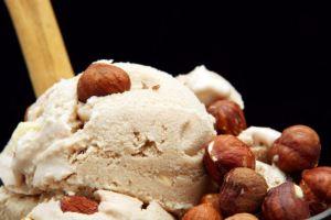 Helado de nueces y plátano