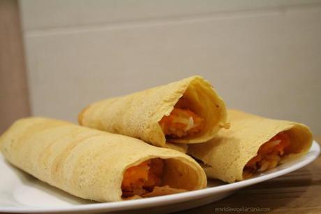 Crepes de harina de garbanzo con calabaza y arroz