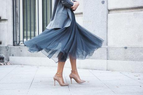 Tulle_Skirt-Twinset-Striped_Blazer-Outfit-Street_Style-Collage_Vintage-76