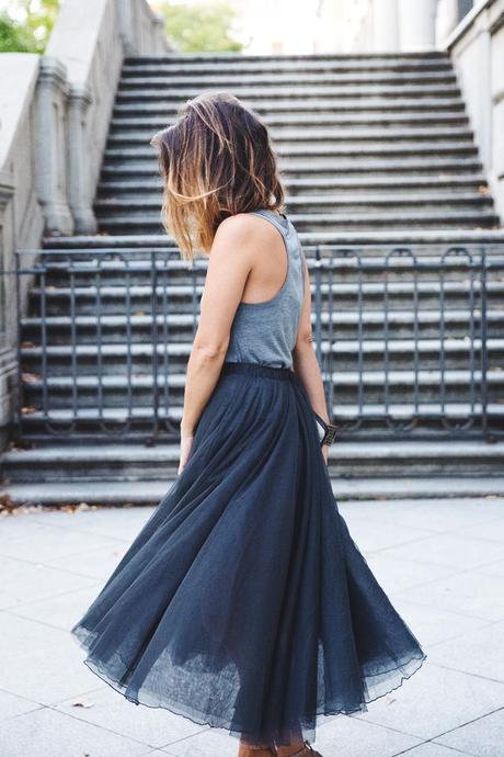 Tulle_Skirt-Twinset-Striped_Blazer-Outfit-Street_Style-Collage_Vintage-1