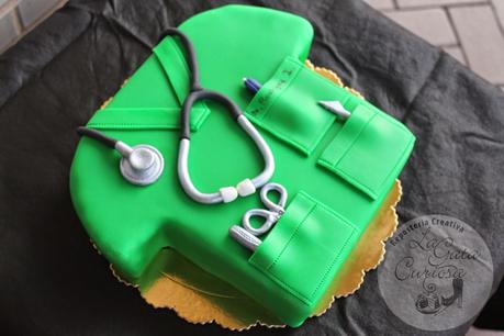 TARTA FONDANT CAMISETA MEDICO PARA ALBERTO