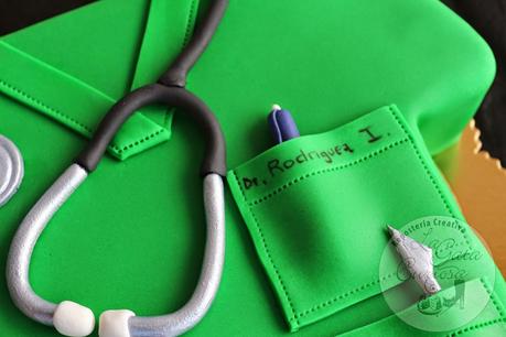 TARTA FONDANT CAMISETA MEDICO PARA ALBERTO