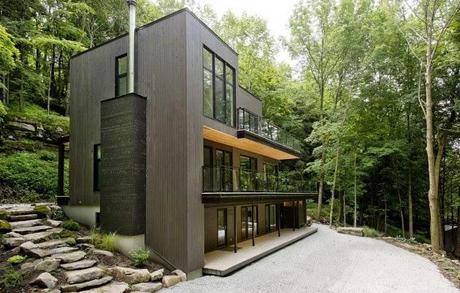 Casa Moderna en los Bosques de Quebec  /  Modern Style House in Quebec Grove