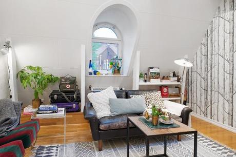 ventanas en el techo muebles de madera usada mobiliario accesorios vintage estilo vintage industrial estilo nórdico escandinavo estilo moderno estilo ecléctico decoración interiores decoración áticos blog decoración nórdica 50 m² eclécticos y modernos para chicos 