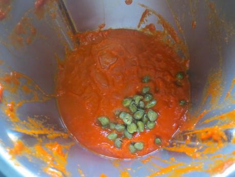 Espaguetis de calabacín a la putanesca