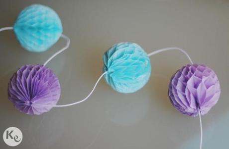 DIY. Honeycomb paper balls garland