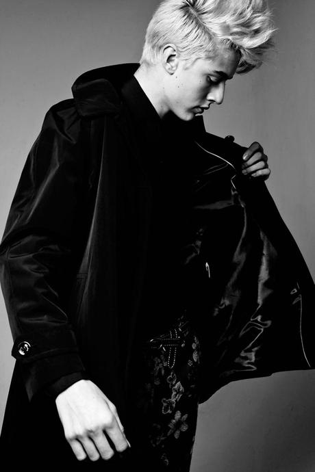 lucky_blue_fucking_young_editorial_menswear_Lucky_Blue_Smith_photographed_JM_Dayao_styled_Malcolm_Bacani_Hugo_Boss_Theory_Marni_Topman_glamour_narcotico_fashion_blogger (8)