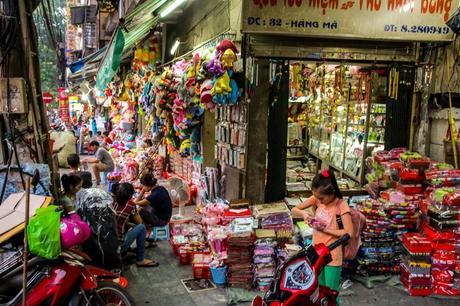 Para esto sirven las aceras. Hanoi