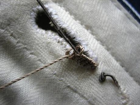 Detalles de confección: Los Ojales.