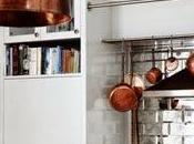 ¿Aburrida cocina? pues alegramos esta tarde ladrillo visto pintado plata!!