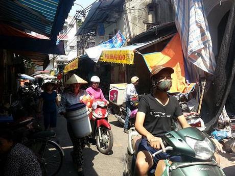 Calles estrechas con motos