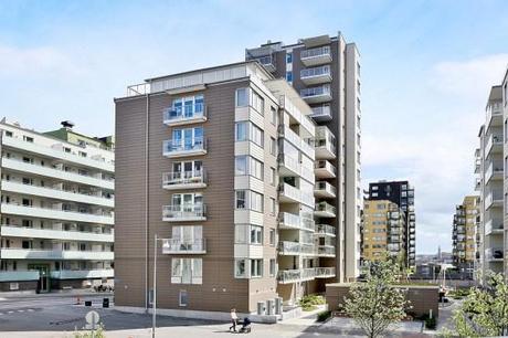 Terrazas en los pisos nórdicos pisos y áticos en países nórdicos grandes terrazas decoración encimera de mármol de Carrara diseño de exteriores blog estilo nordico escandinavo blog decoracion interiores balcones y terrazas diseño armarios con puertas correderas 