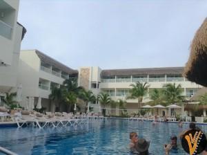 Isla Mujeres Palace: Tu Lugar Reservado en el Paraíso Alberquita time