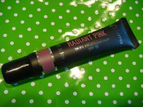Colección Pin-up de Flormar Radiant Pink Skin Highlighter