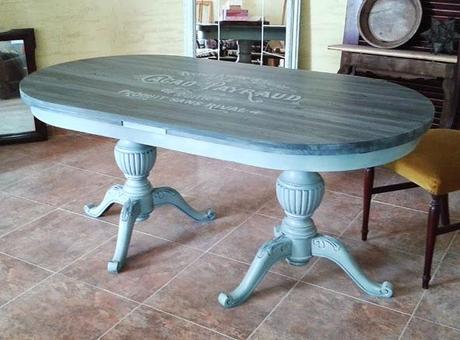 Mesa de comedor renovada