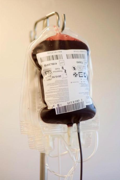 El hombre con la sangre