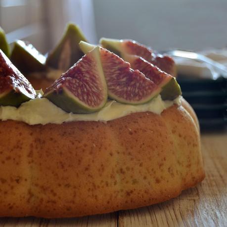 PASTEL MADEIRA CON HIGOS Y MASCARPONE