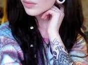 ¿Por vuelto moda expansión lóbulo oreja?