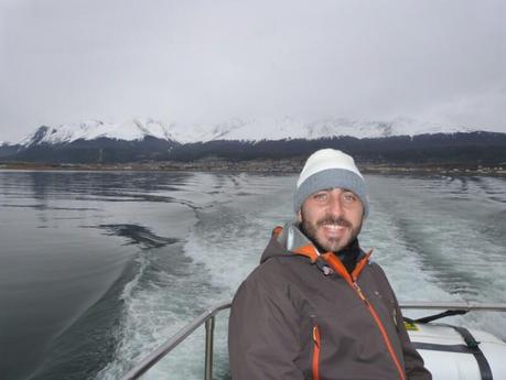 Navegando por el Canal de Beagle