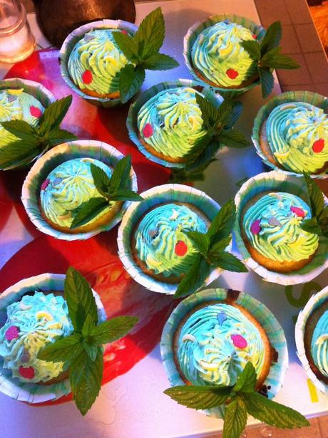 CUPCAKES DE MOJITO Y GROSELLA