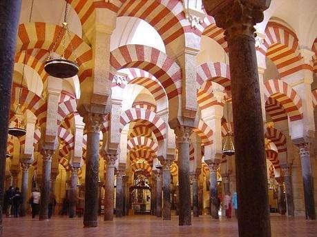 800px-Mosque_Cordoba