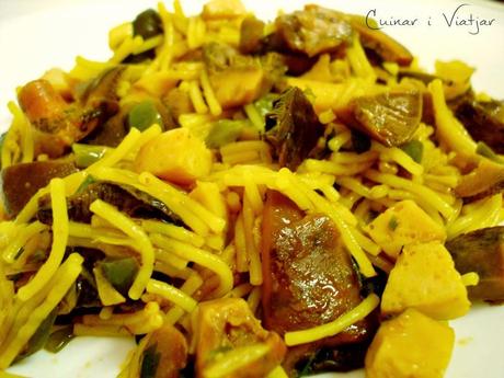 Fideos con rovellones / rebollones
