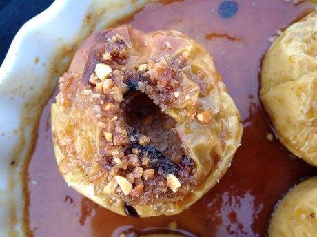 Manzanas asadas con miel y coco recetas delikatissen recetas con coco y almendras postres rápidos postres fáciles postres delikatissen postres con horno postres con fruta manzanas asadas fáciles Manzanas asadas con miel y coco