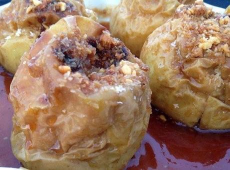 Manzanas asadas con miel y coco recetas delikatissen recetas con coco y almendras postres rápidos postres fáciles postres delikatissen postres con horno postres con fruta manzanas asadas fáciles Manzanas asadas con miel y coco