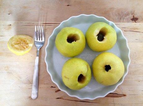 Manzanas asadas con miel y coco recetas delikatissen recetas con coco y almendras postres rápidos postres fáciles postres delikatissen postres con horno postres con fruta manzanas asadas fáciles Manzanas asadas con miel y coco