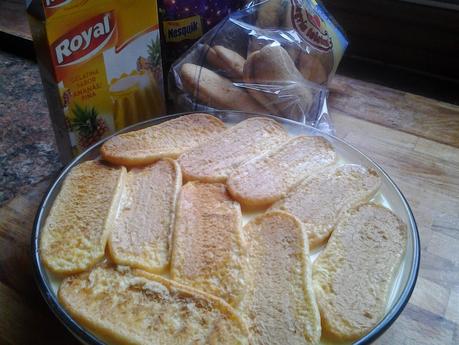 TARTA DE PIÑA Y NATA  SIN HORNO