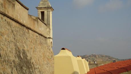 LA ESPLÉNDIDA GRANDEZA DEL FORTE DA GRAÇA, EN ELVAShttp:/...