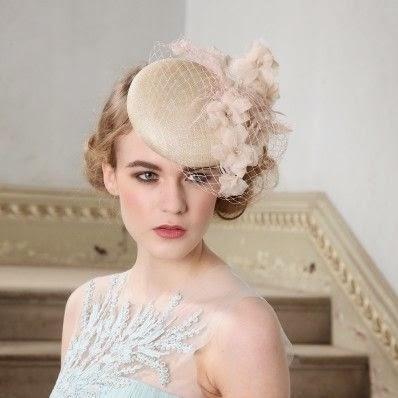 Apuesta por un béret para tu look de fiesta