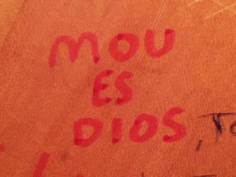 PUTO MOU - MOU ES DIOS