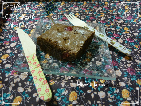 BROWNIE CON CEREZAS AL KIRSCH