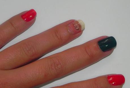 Me parece haber visto un lindo gatito (Manicura)