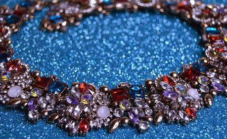 Collar de piedras clon de Zara en Rojo y Azul // Blue and Red stones Zara's dupe necklace