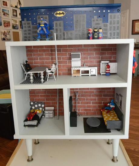 Mueble casita de superheroes