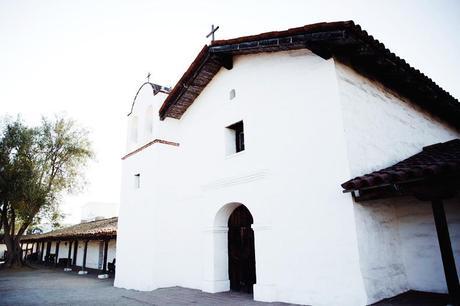 Leopard_Clutch-Clare_Vivier-Blazer-Senso_Sandals-Leather_Skirt-Outfit-Street_Style-56