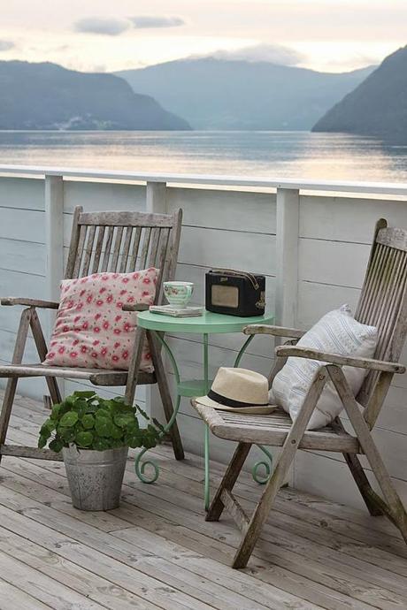 Una casa noruega llena de color decoración nórdica escandinava decoración muchos colores pastel decoración en pasteles decoración dormitorios infantiles decoración de exteriores casa juguete decoración comedores salones blog decoracion interiores 