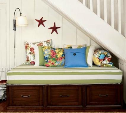 Debajo de la escalera: Rincón de lectura