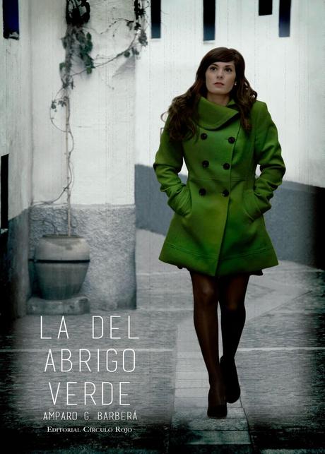 La del abrigo verde de Amparo G. Barberá